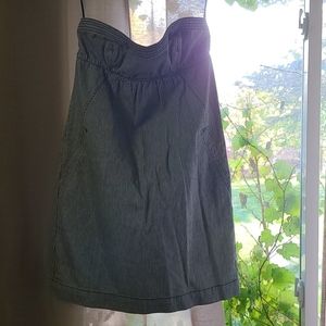 Strapless dress